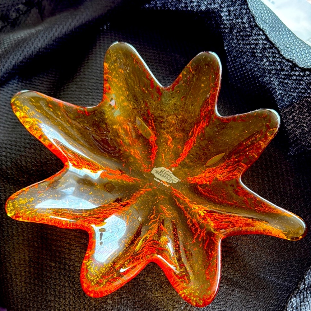 Bkenko Glass Artistic Leaf Sculpture/Dish